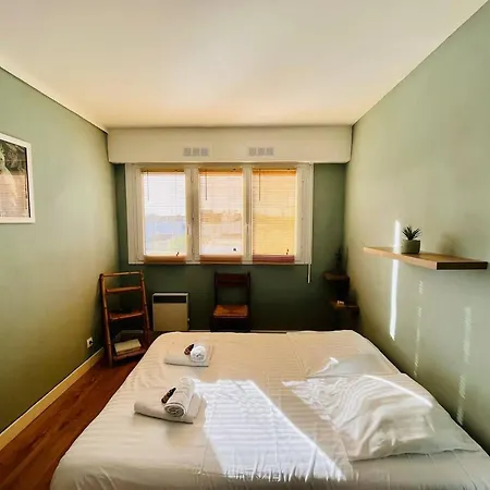 Le Guiton - Parking Wifi