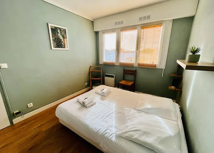 Apartment Le Guiton - Parking Wifi